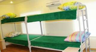 Гостиница Хостел Турист Красноярск Кровать в общем номере для мужчин и женщин с 8 кроватями-1